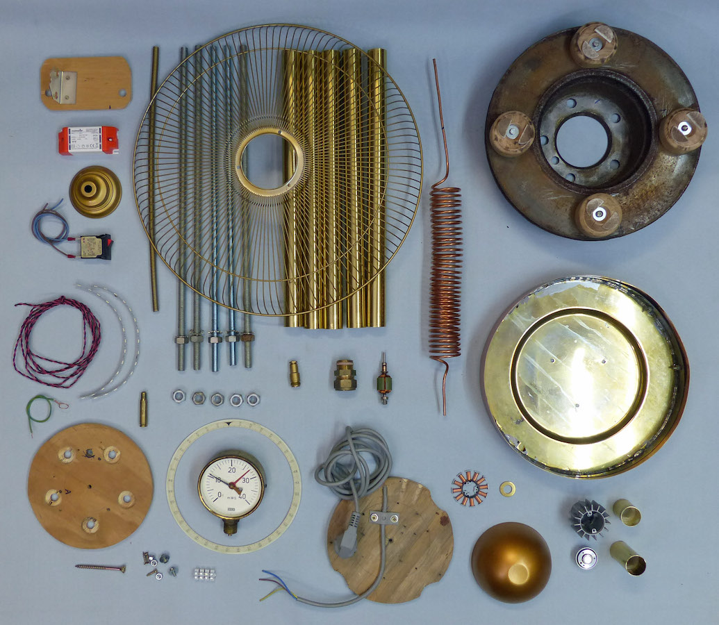 Steampunk Lamp 59 parts.jpg